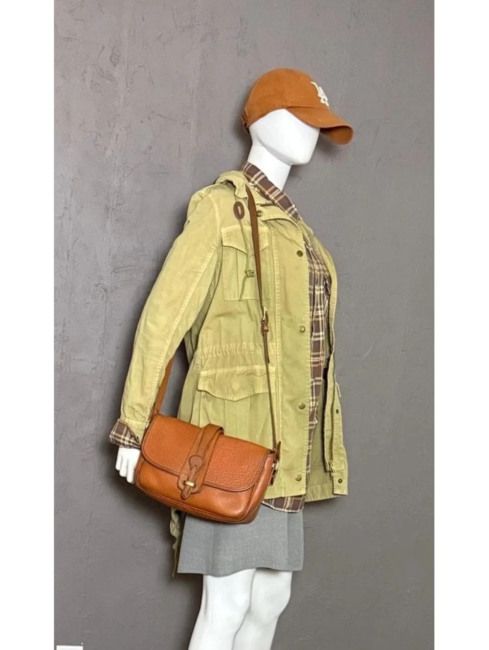 1980's Dooney & Bourke Equestrian Bag Caramel + British Tan AWL Pebbled Leather